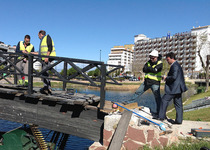 Comienzan las obras en el puente de madera de l'Ullal de l'Estany
