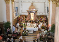 Ofrenda de flores a la Virgen de Ermitana de Peñíscola‏‏